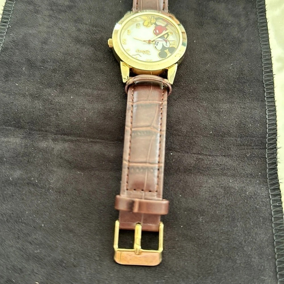 Disney mickey mouse watch main image 7